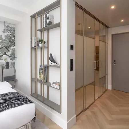Larum - Adults Only 4*