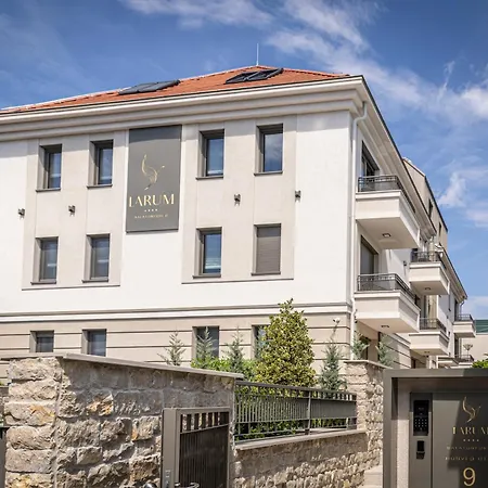 Larum - Adults Only 4* Балатонфюред