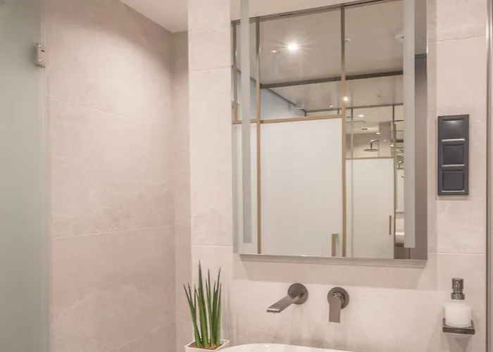 Larum - Adults Only לינה וארוחת בוקר