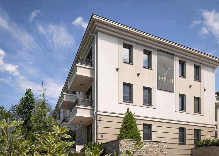 Alojamento de Acomodação e Pequeno-almoço Larum - Adults Only