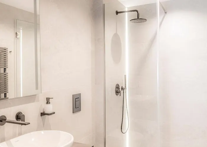 Alojamento de Acomodação e Pequeno-almoço Larum - Adults Only